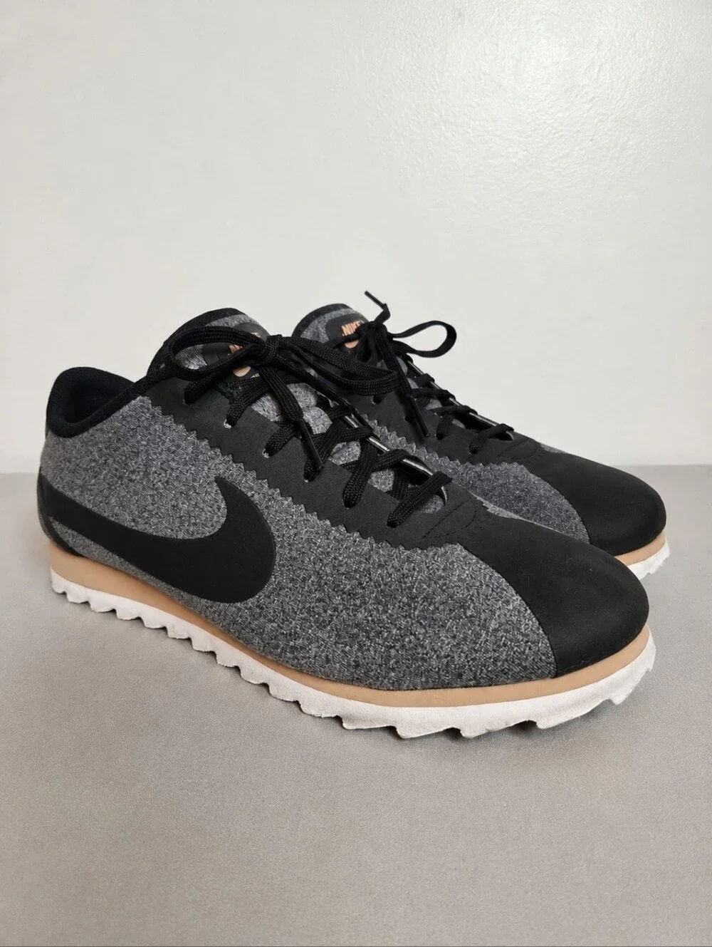 Nike Cortez Ultra SE Women's Sneakers Gray Black Tan Running Shoes Size 8.5